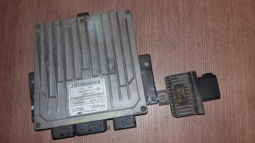 Steuergerät motor 8200176975 - motor,